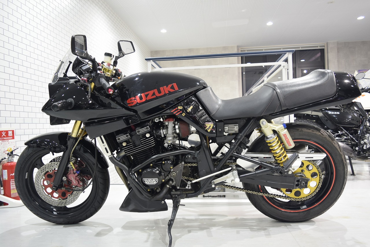 Suzuki gsx400 katana