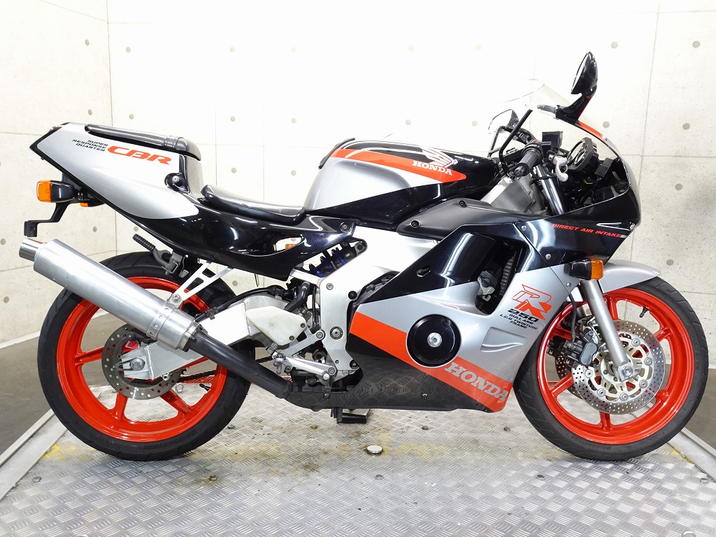 Cbr250rr スポーツ レプリカ リバースオート