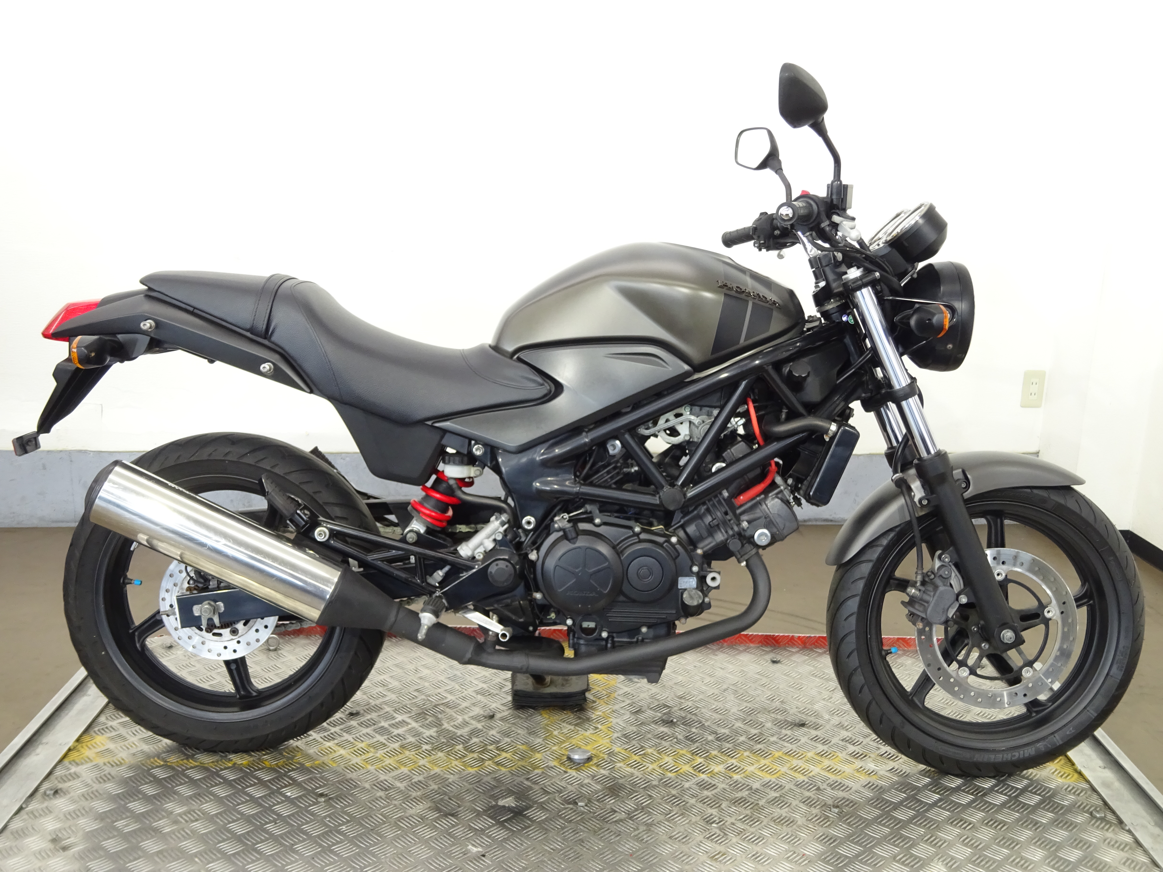 プロ仕様アーシング革命トルク 燃費向上 Cb1100 Cbr250r Cbr1000rr Pcx150 Vtr250 エイプ50 グロム ジョルノ ディオ Sale 10 Off Vtr250