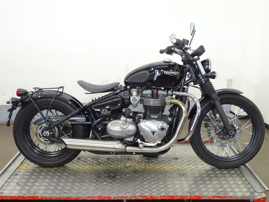 トライアンフ(Triumph) | リバースオート