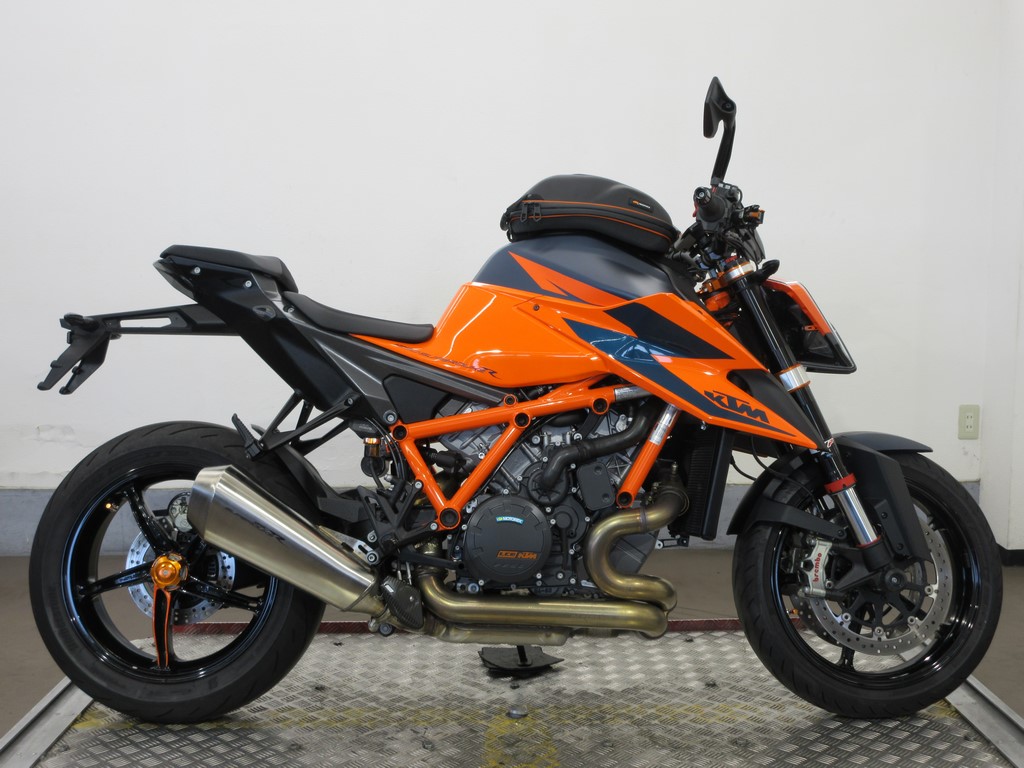 KTM 1290スーパーデュークR | KTM | リバースオート