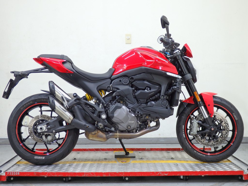 Ducati ドゥカティ モンスター821ダーク 走行距離10545 車検2024年7月 自賠責2024年7月（バイオク管理番号：B2000605）  - オートバイ