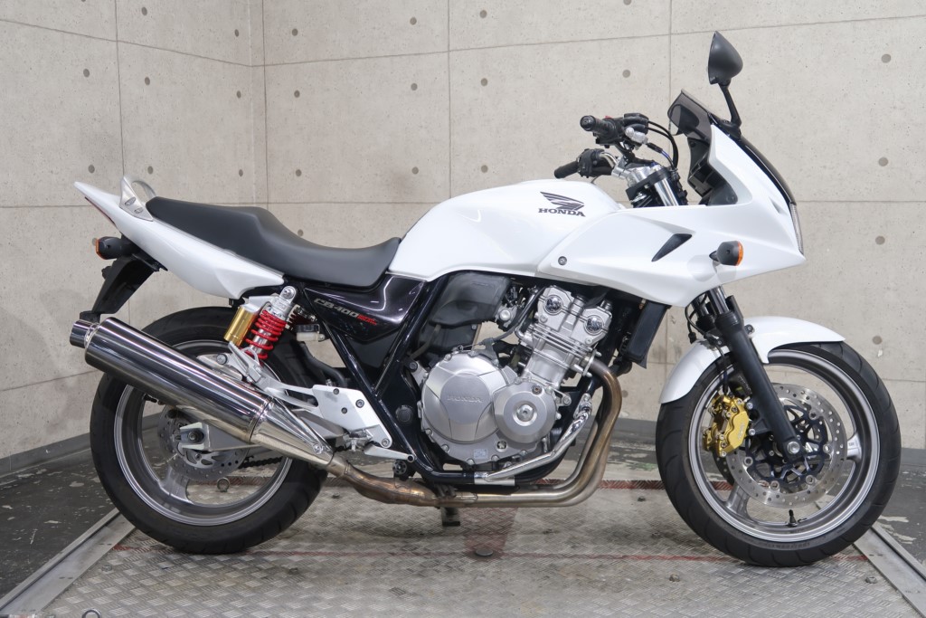 CB400Superボルドール VTEC Revo | ホンダ（HONDA） | リバースオート