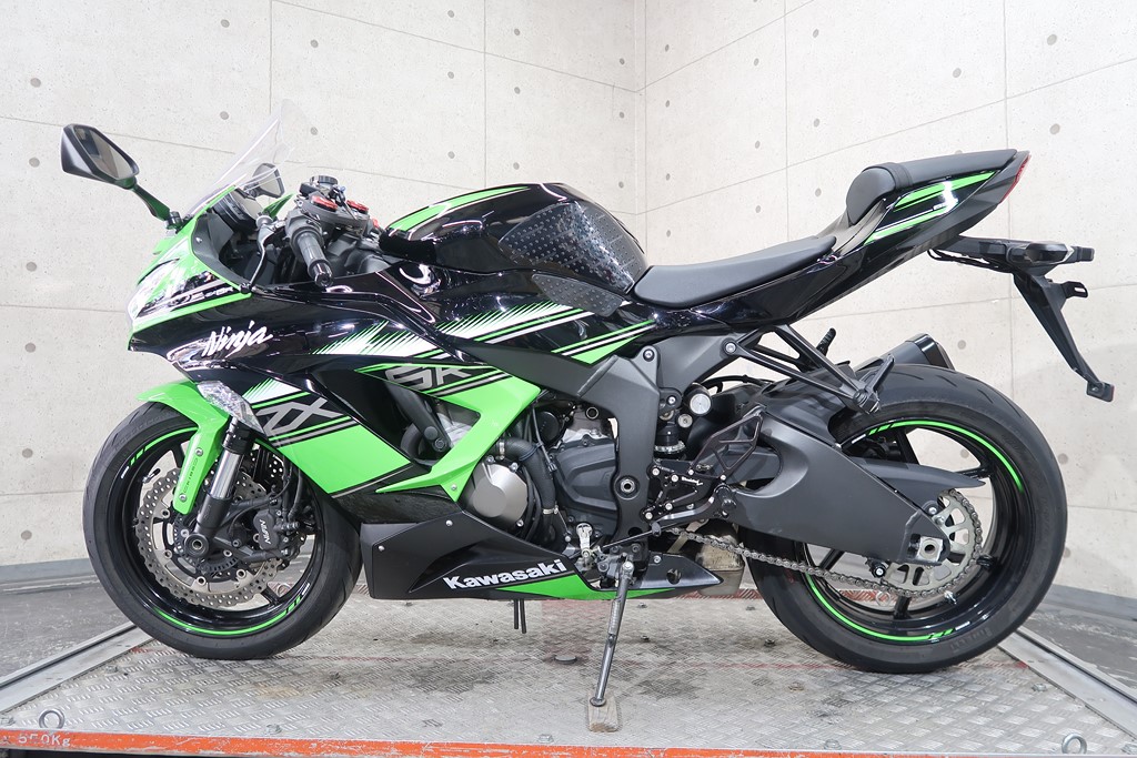 Ninja ZX-6R | リバースオート Ninja ZX-6R | リバースオート