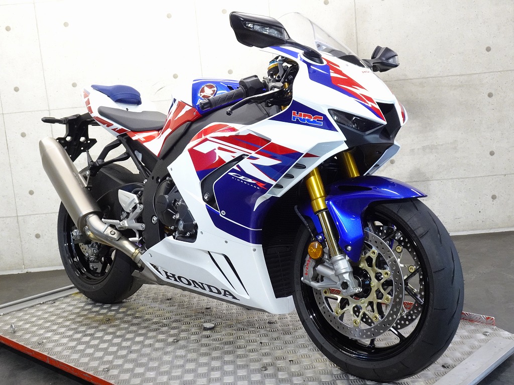 CBR1000RR-R | リバースオート