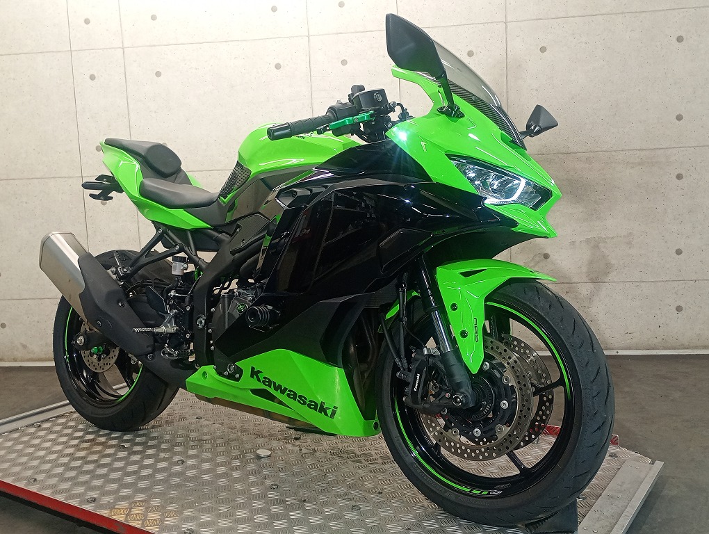 りすけ Ninja ZX-4RR | リバースオート