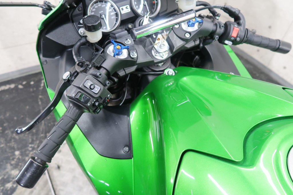 緑マイザ とりこ Ninja ZX-14R | リバースオート